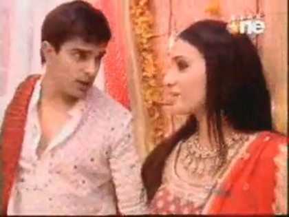 Postat de HindiFanPage (279) - Salaam-e-Ishq