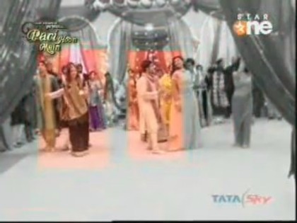 Postat de HindiFanPage (352)