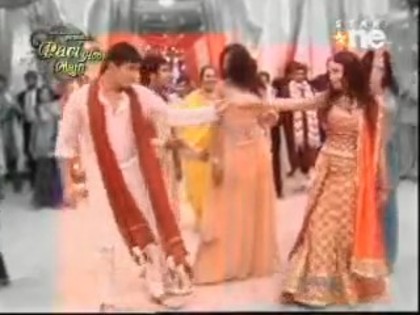 Postat de HindiFanPage (357)