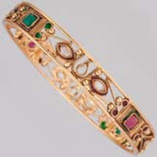 BG903321_display