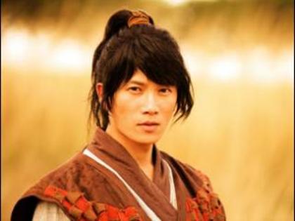 foto - Kim Soo Ro