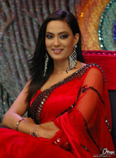 gallery_25_3_38515 - Shweta Tiwari