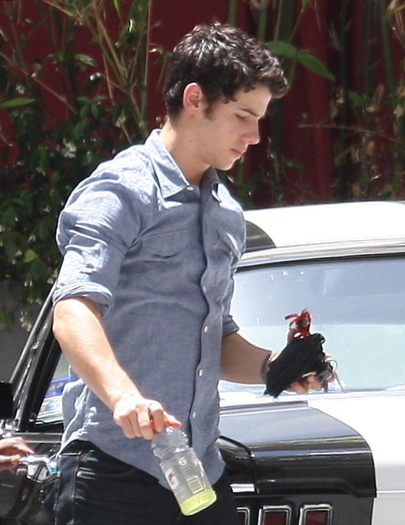 Nick-Jonas-2011-nick-jonas-23246419-575-744 - Car XD