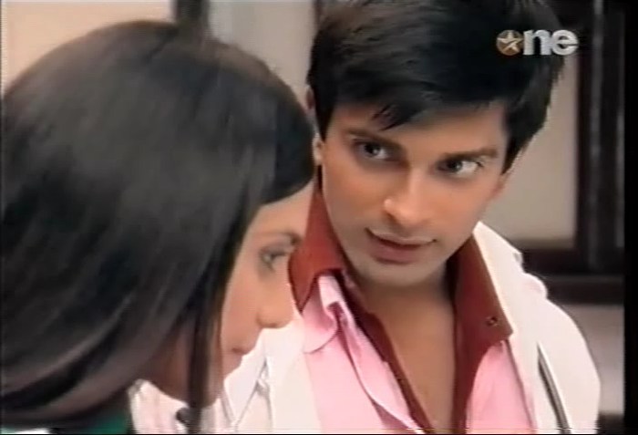 g7YZ1 - DILL MILL GAYYE AR Locker Scenes Kapz