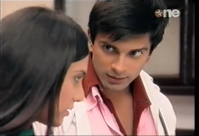 NjyT2 - DILL MILL GAYYE AR Locker Scenes Kapz