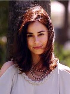 images (33) - Daniela Escobar