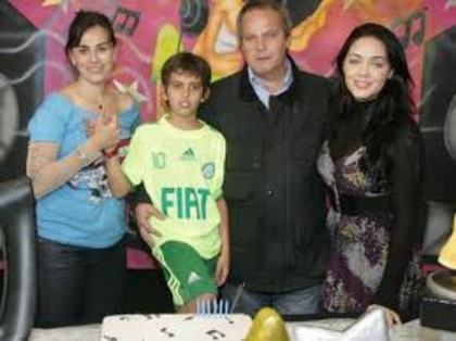images (50) - Daniela Escobar