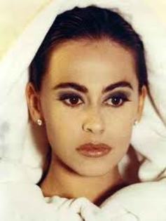 images (64) - Daniela Escobar