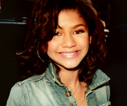 tumblr_lk4mvs2eMZ1qiaeleo1_500_thumb - Zendaya