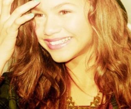 tumblr_ll16oi8BmA1qiaeleo1_500_thumb - Zendaya