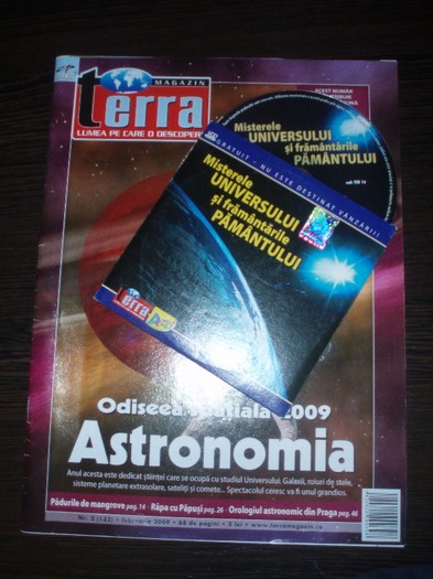 Misterele universului si framantariile pamantului - Vand revista Terra Odisea spatiala 2009 Astronomia