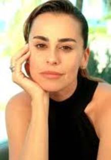 images (9) - Daniela Escobar