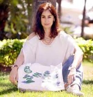images (51) - Daniela Escobar