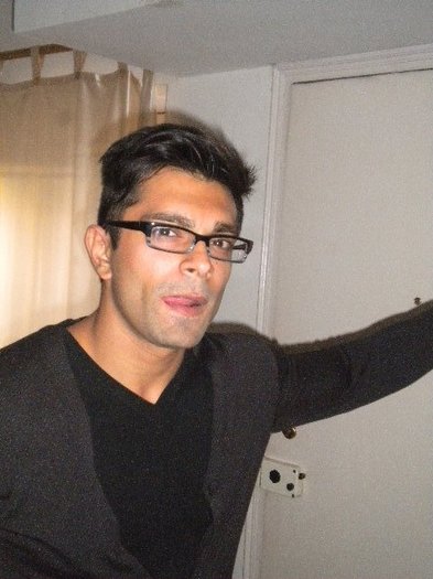 hom14 - Karan Singh Grover at his home January 17 2011