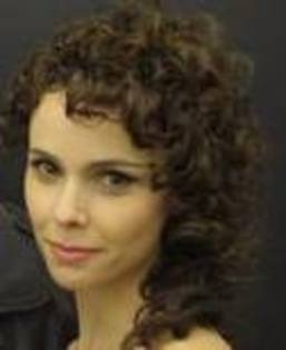 images (12) - Debora Falabella