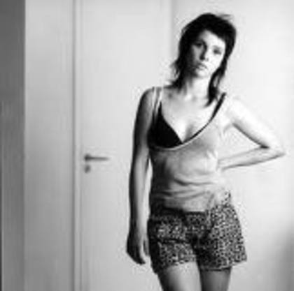 images (53) - Debora Falabella