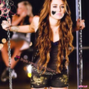 glitter miley 3 - Glitter Miley