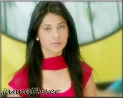 images - Jennifer Winget