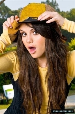 1 - Selena Gomez-sedinta foto 1