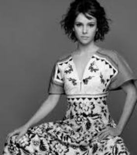 images (18) - Debora Falabella