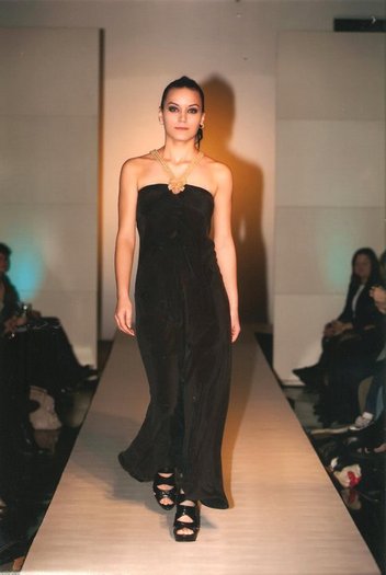 26.06 Catwalk