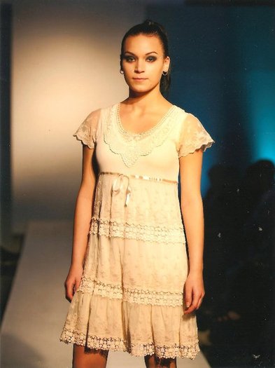 26.06 Catwalk