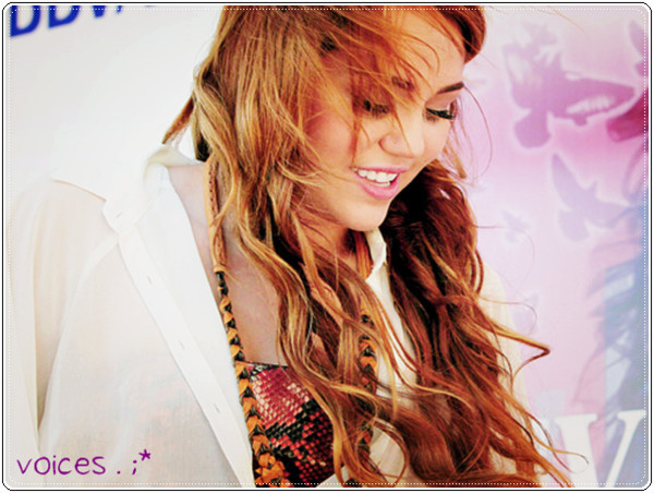 I Love Miley (67)