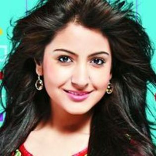 l_2738 - ANUSHKA SHARMA