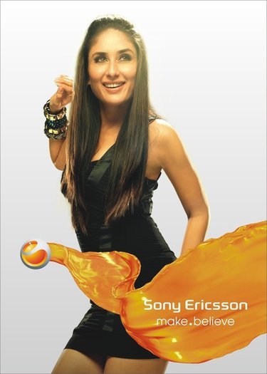 90221008 - KAREENA KAPOOR