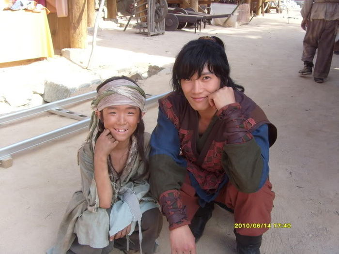 75 - Poze Kim SuRo