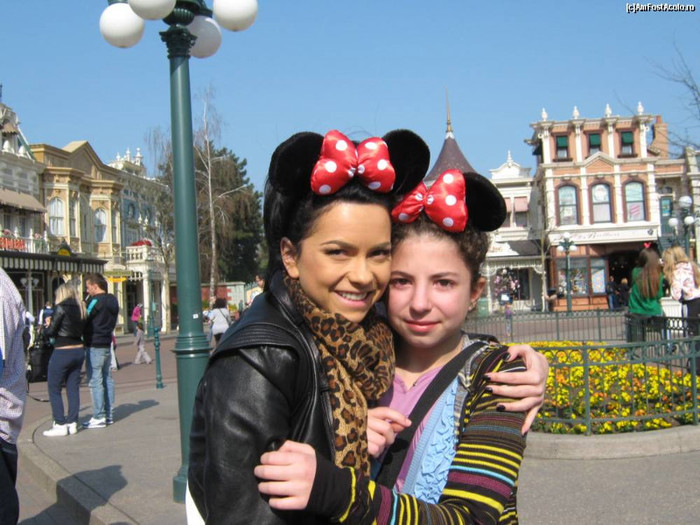 14236_18590_13 - INNA
