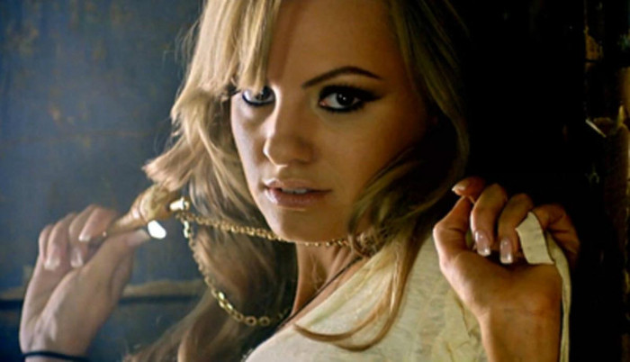 Alexandra Stan (5)