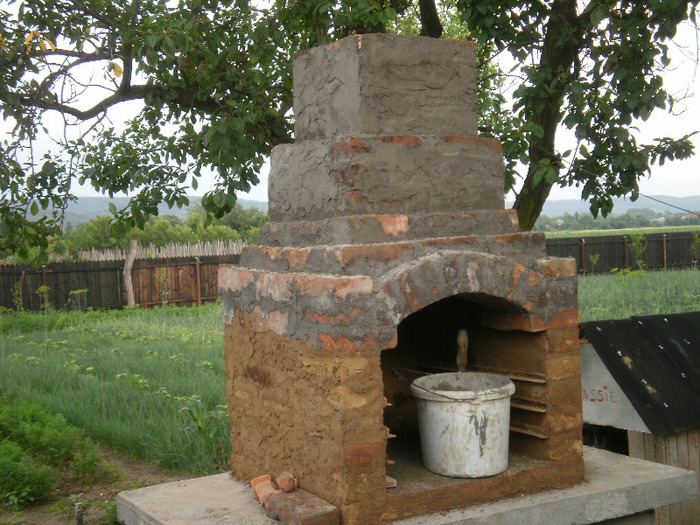 Trebuie facuta o proba - Gratar de gradina