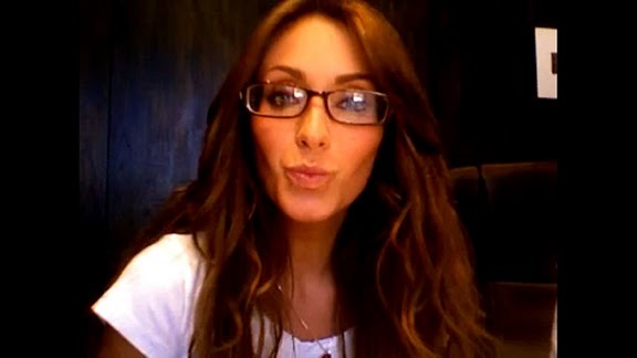 - (113) - 00Anahi una diva