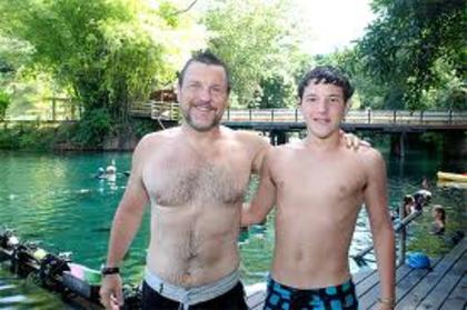 images (17) - Antonio Calloni