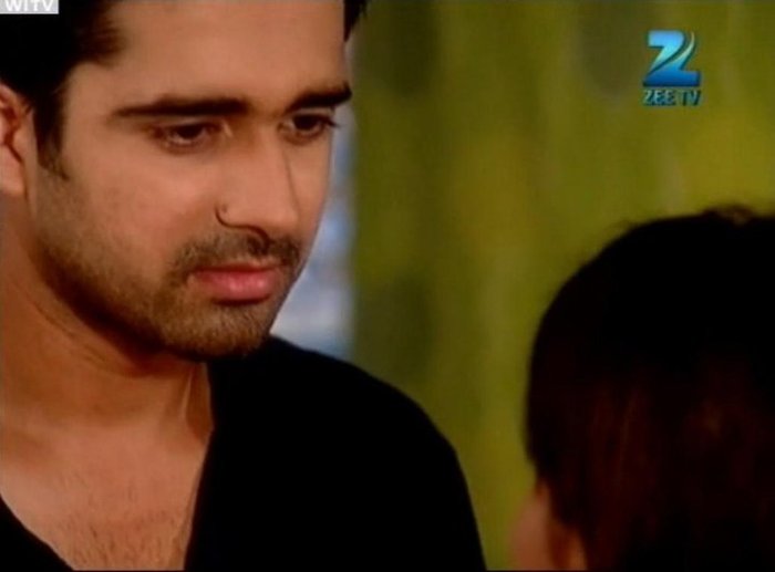 268085_133818730030962_100002085074971_249845_5202397_n - radika choti bahu 2