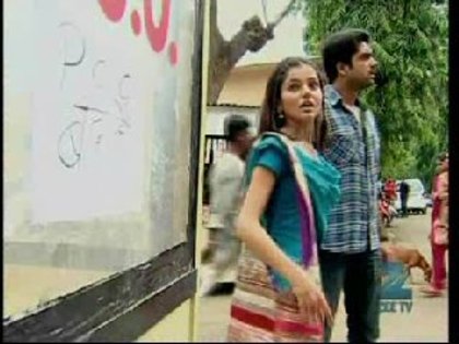 269456_134724719940363_100002085074971_252702_6026599_n - radika choti bahu 2