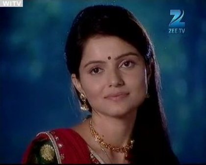 270611_132777006801801_100002085074971_243271_2984005_n - radika choti bahu 2