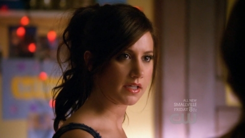 Ashley Tisdale (2)