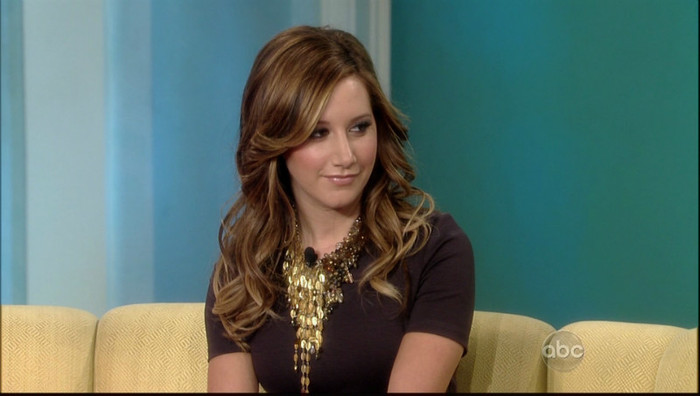 Ashley Tisdale (4)