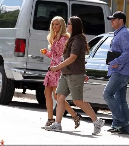 Ashley Tisdale (55) - x - Ashley Tisdale