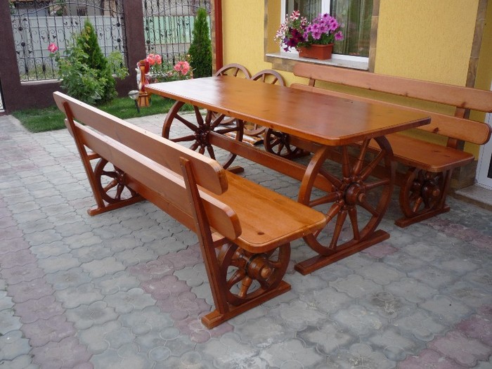 mobilier foisor