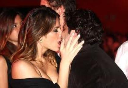 images (74) - Leticia Sabatella