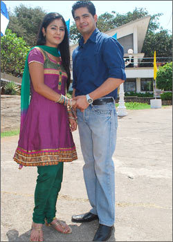 10-02ye-ristha[1] - Akshara-Hina Khan