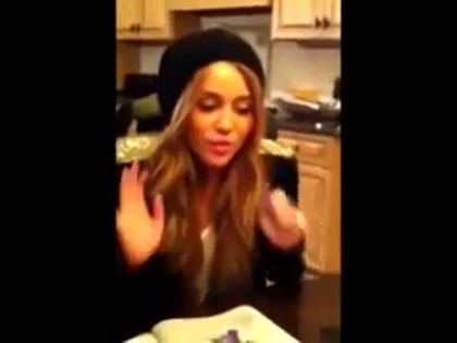 MileyWorld - Merry Christmas !!_) 131