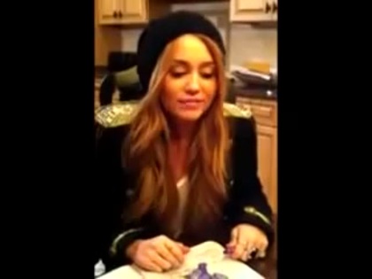 MileyWorld - Merry Christmas !!_) 162