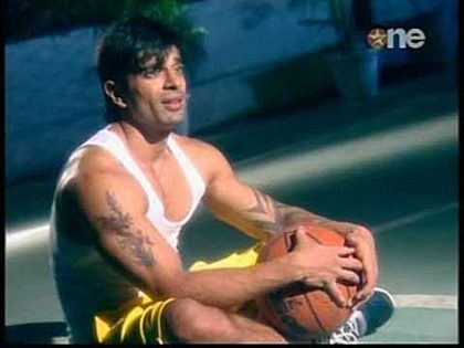 E66CA41CEA1EDD83AAD294_Large[1] - Armaan-Karan Singh Grover