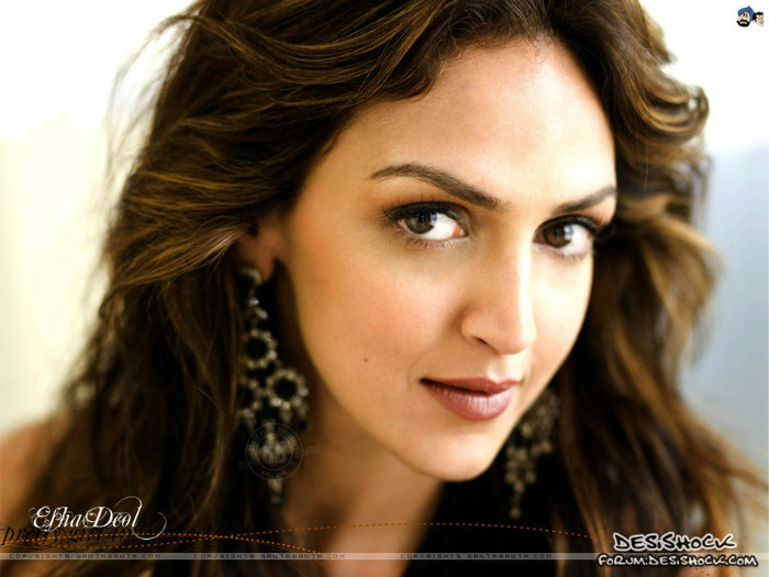 Pic-of-Esha-Deol