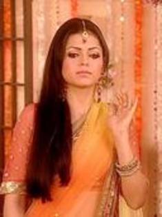 1-7654286-5854-t - Drashti Dhami