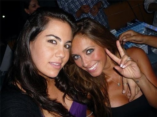 34 - 00Anahi y Maria